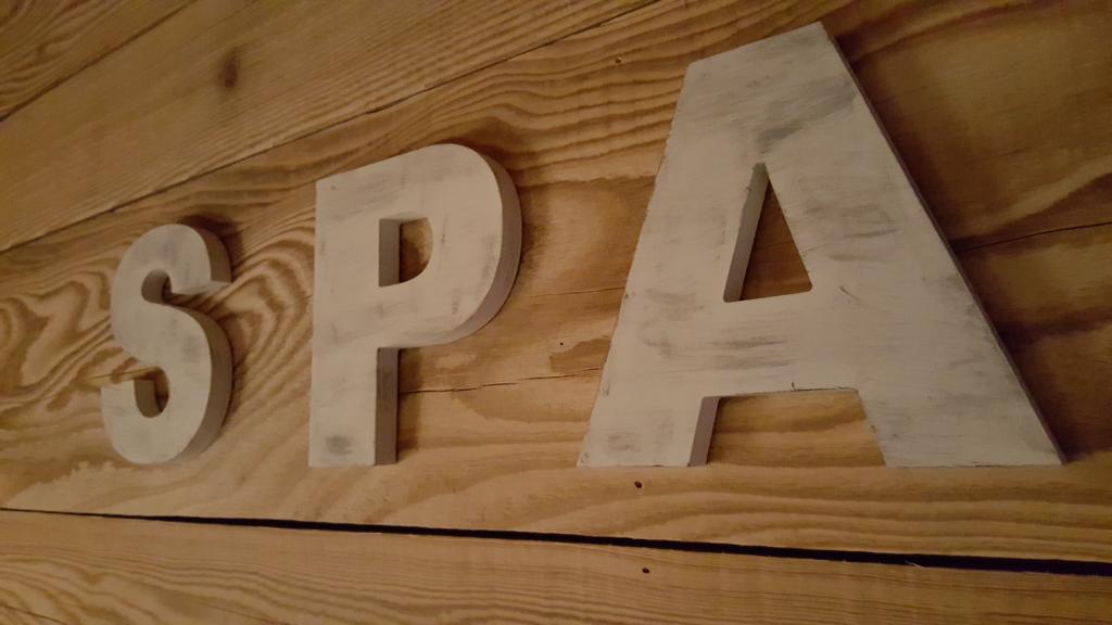 ונטרון La Haut & Spa מראה חיצוני תמונה
